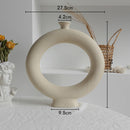 Minimalist Ceramic Vase – Elegant Home Decor Accent